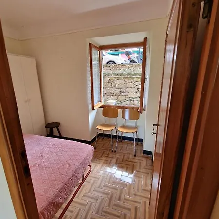 Casa Tisolo * San Rocco (Genoa)